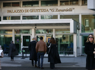 Cyberbullismo, maxi multa per i genitori che non vigilano