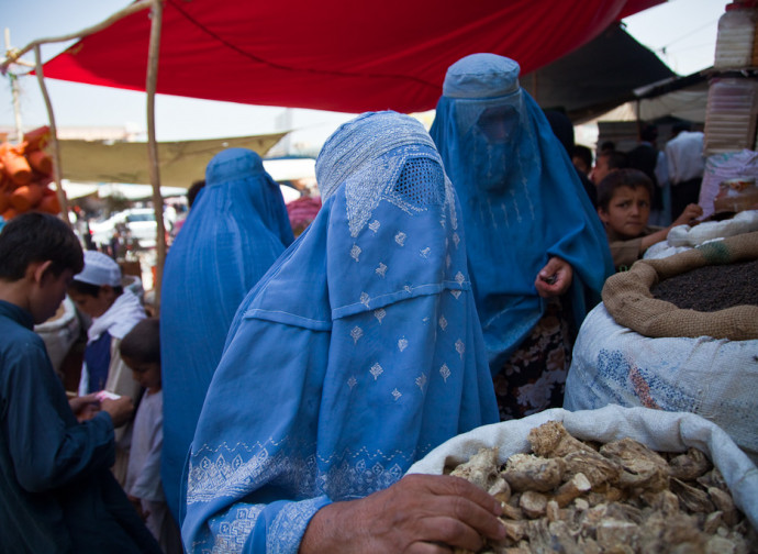 Donne in burqa