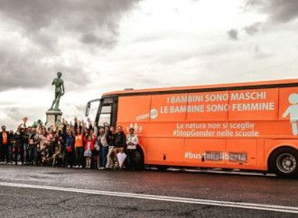 Una buona notizia: il bus della libertà tornerà in pista