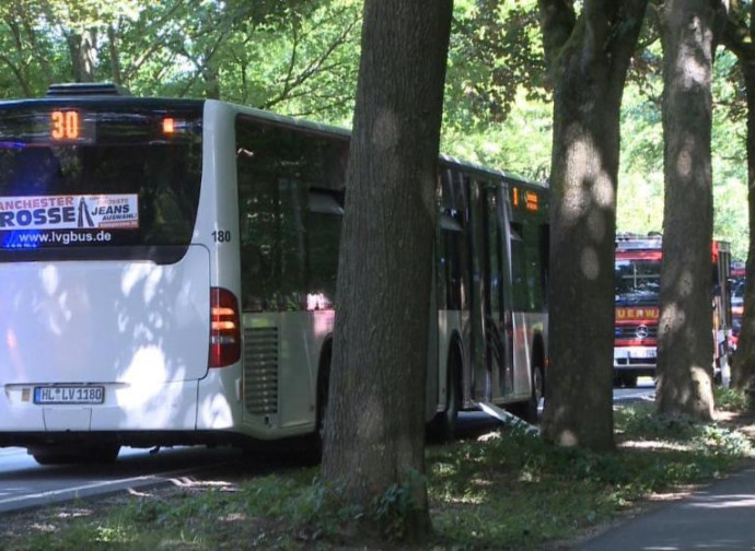 Lubecca, il bus della mancata strage Lubecca, il bus della mancata strage