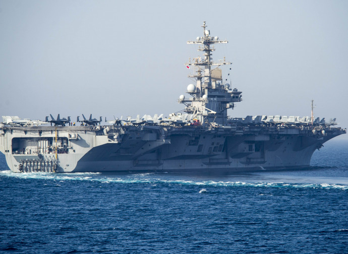 La portaerei George HW Bush