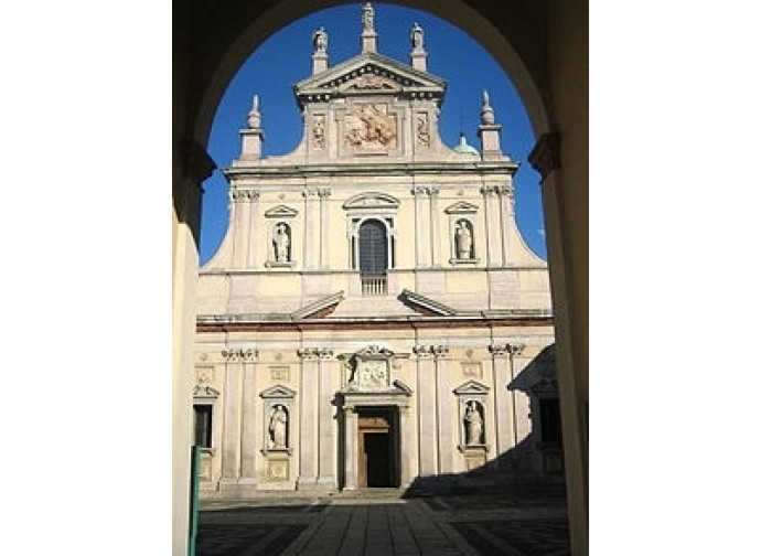 La facciata della Certosa di Garegnano La facciata della Certosa di Garegnano