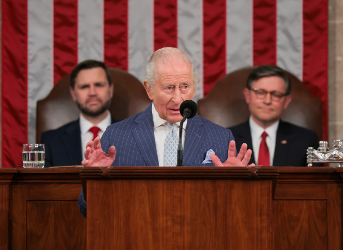 Re Carlo III al Congresso con Jd Vance e Mike Johnson (La Presse)