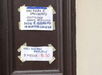 "Fuori dalla chiesa i non vaccinati". Comincia Casale Monferrato