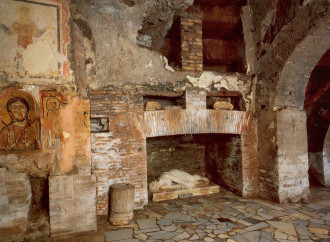 Pellegrini alle catacombe durante il giubileo