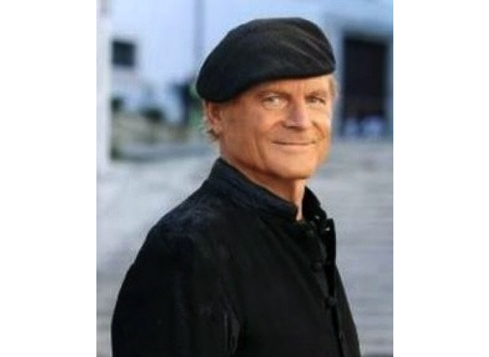 Terence Hill interprete di don Matteo Terence Hill interprete di don Matteo