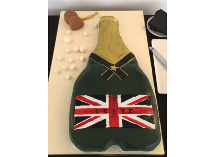 Torta per celebrare la Brexit