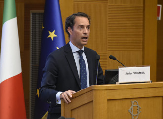 Gli schiaffi della Nato all'Italia. Niente fianco Sud