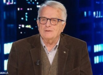 «Virologi in tv, dichiarate i vostri conflitti di interesse»