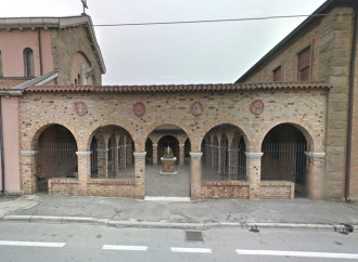 «Quelle clarisse pregano troppo». Cacciate dal monastero