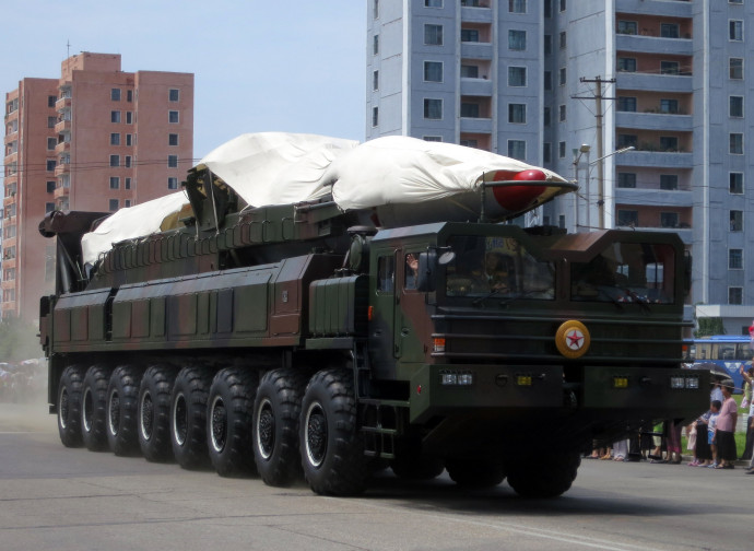 Missile nordcoreano in parata Missile nordcoreano in parata