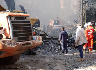 Beirut, l'odore di morte tra i palazzi bombardati da Israele