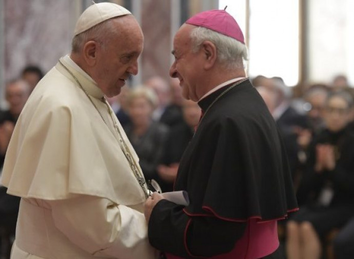 Il Papa con il vescovo Paglia Il Papa con il vescovo Paglia