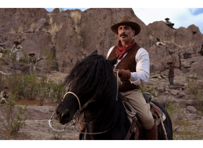 Andy Garcia in una scena del film Cristiada Andy Garcia in una scena del film Cristiada