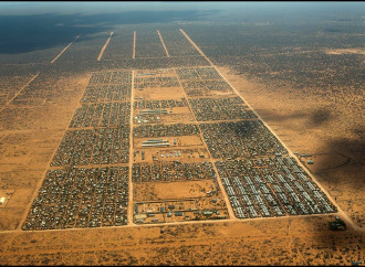 Il Kenya costringe i rifugiati somali a lasciare il campo di Dadaab