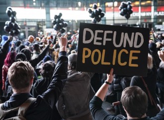 Usa, la protesta anti-polizia causa l'impennata di crimini