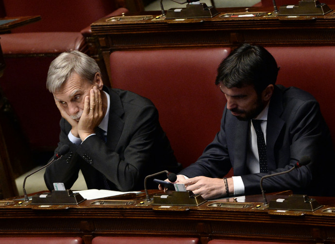 Delrio e Martina durante il dibattito sul taglio dei parlamentari