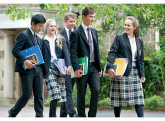 Uk, divise scolastiche gender neutral