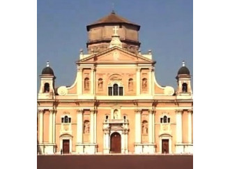 La piccola San Pietro tornata a splendere dopo il sisma