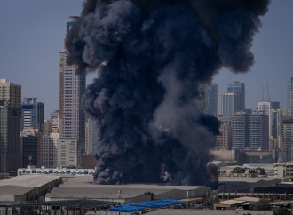 L'Iran colpisce i paesi arabi e crea, suo malgrado, un nuovo blocco