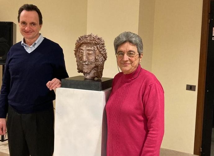 Andrea Bianco con Emanuela Marinelli, al centro Ecce Homo secondo la Sindone