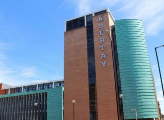 «Le donne hanno la vagina». Studentessa scagionata