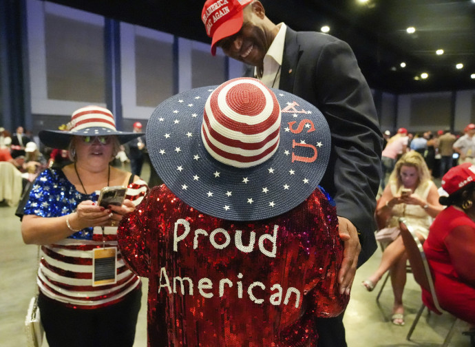 Sostenitori di Trump nella notte elettorale (La Presse) Sostenitori di Trump nella notte elettorale (La Presse)