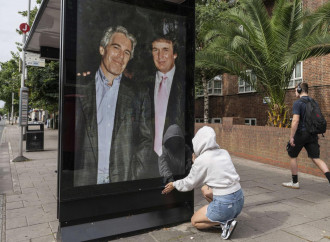 Caso Epstein: cresce la pressione su Trump perché tolga il segreto