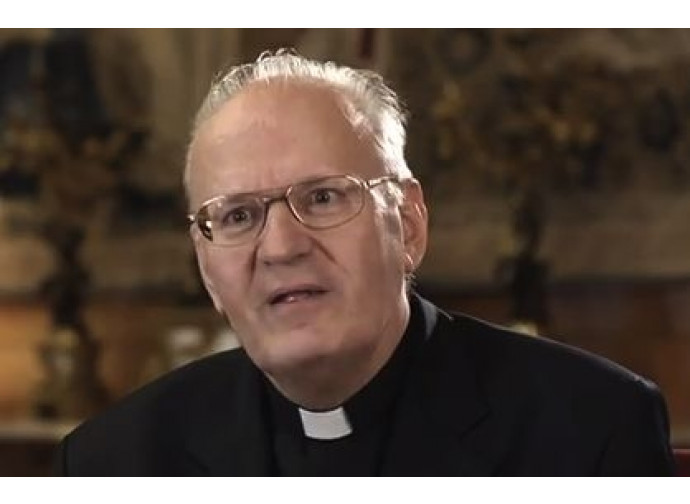 Il cardinale Peter Erdo Il cardinale Peter Erdo