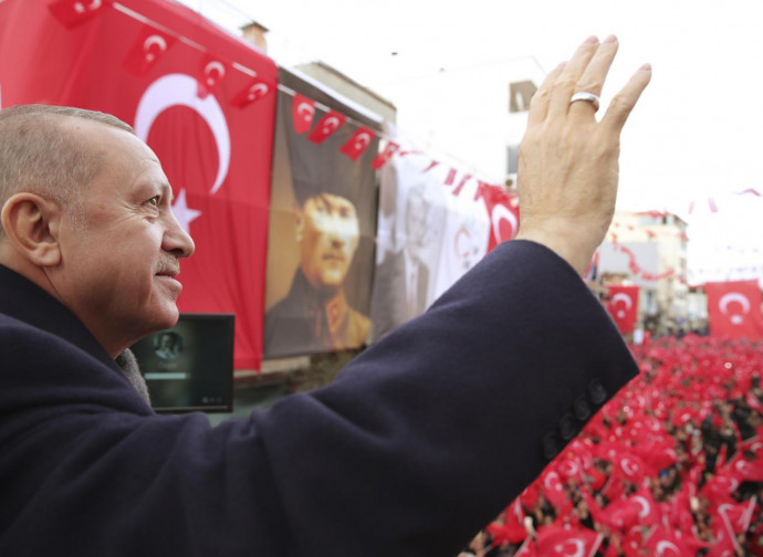Erdogan, comizio a Smirne