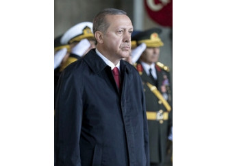 Erdogan costruisce rapidamente la sua dittatura
