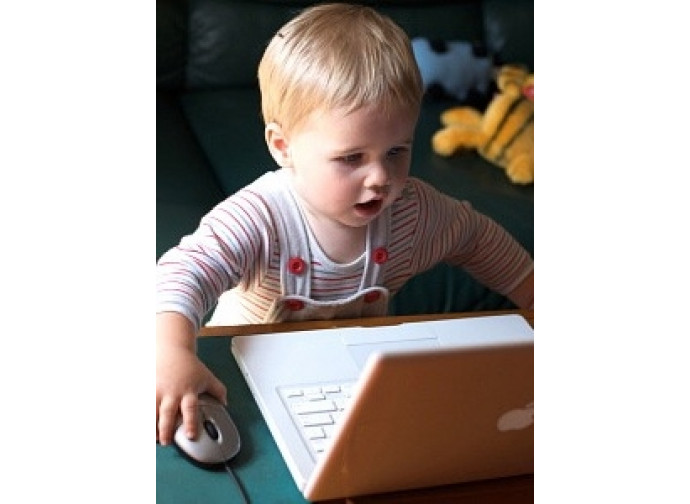 Mai più foto di bambini sui social network Mai più foto di bambini sui social network