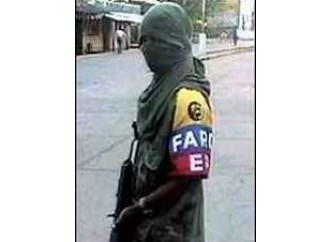 In Colombia i guerriglieri
attaccano i fedeli