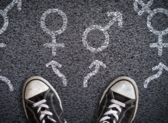 Disforia, colpa di isolamento e ideologia: parola di ex trans