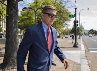 Caso Flynn, cadono altri pezzi di accusa a Trump