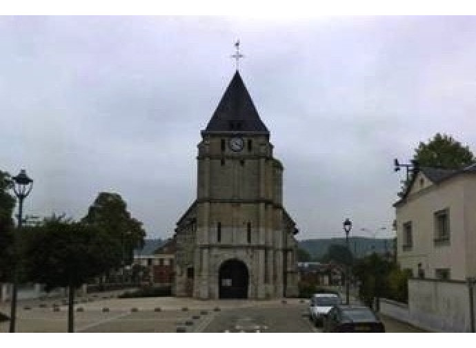 La chiesa dove è avvenuto l'assalto dei due jihadisti