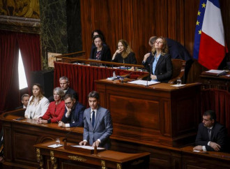 Francia, l'aborto in Costituzione è la negazione dei diritti umani