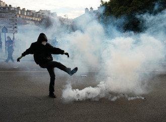 Francia, ancora sommosse nel grande malato d'Europa