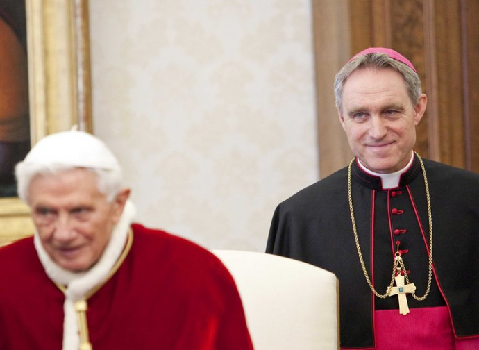 Benedetto XVI e monsignor Ganswein
