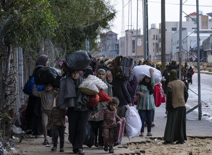 Palestinesi in fuga dalle loro case