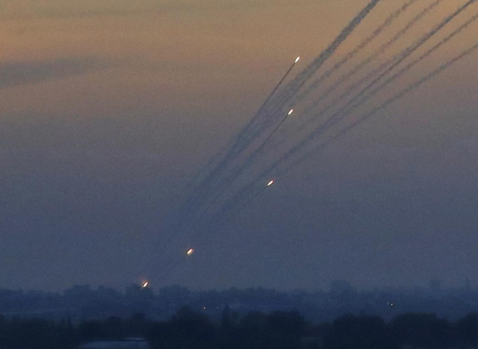 Gaza, razzi lanciati contro Israele