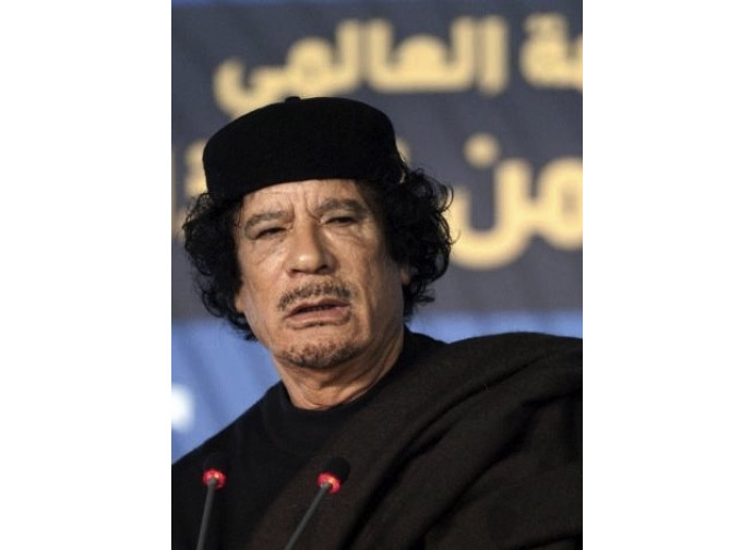 Il colonnello Muhammar Gheddafi Il colonnello Muhammar Gheddafi