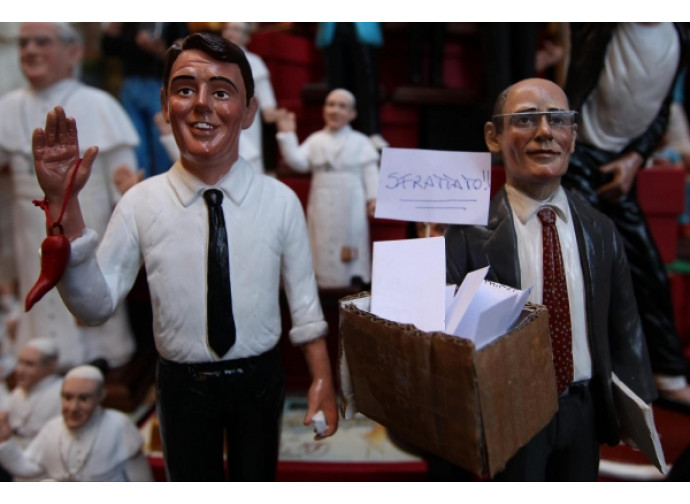 Le statuine di Renzi e Letta (sfrattato)