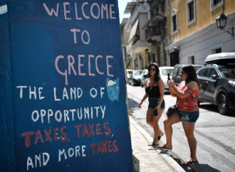 Grecia, il naufragio continua anche dopo la Troika