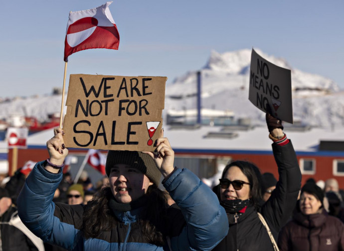 Manifestazione in Groenlandia contro l'annessionismo americano (La Presse) Manifestazione in Groenlandia contro l'annessionismo americano (La Presse)