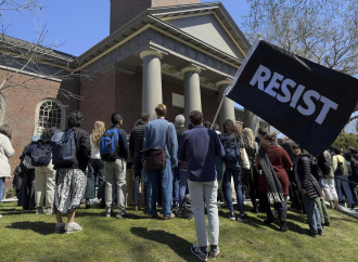 Trump vorrebbe commissariare Harvard. Con metodi discutibili