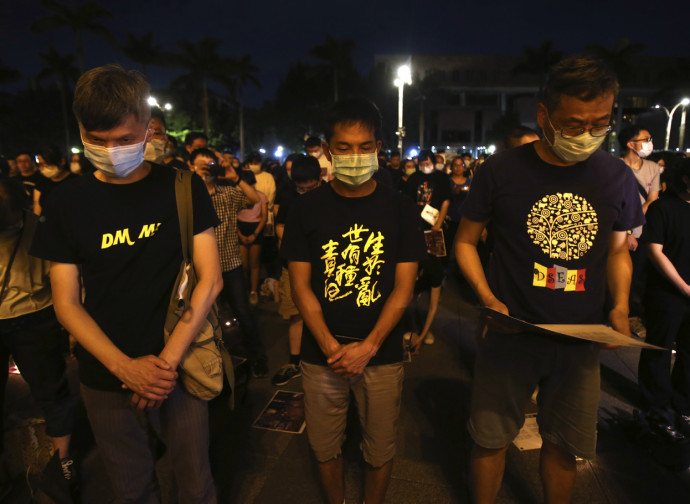 Hong Kong, la veglia per Tienanmen Hong Kong, la veglia per Tienanmen
