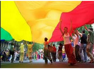 Diffida all'Unar: fermate la strategia gay