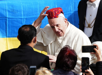 Francesco, il papa del post-Occidente e del post-sacro