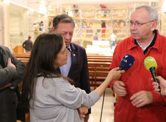 Mano tesa dei Gesuiti alle vittime di Rupnik, il Vaticano tace